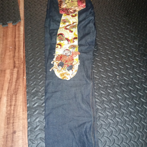 Evisu Men's Year of the Rat Carrot Fit Jeans - Picture 5 of 12